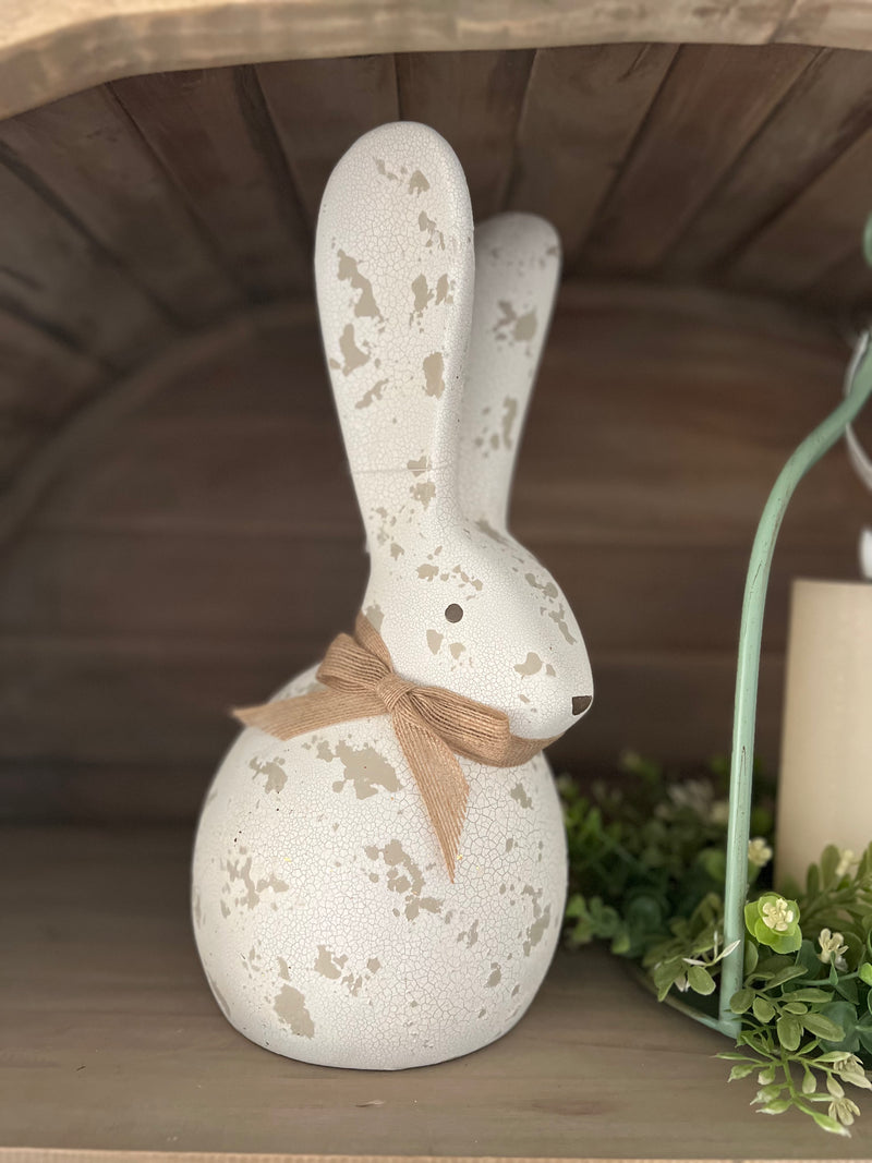 15" Ivory Ceramic Bunny