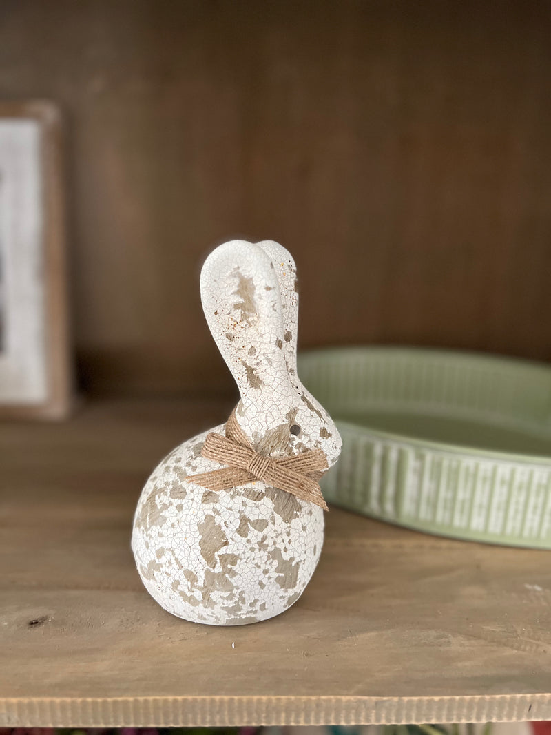 7" Ivory Ceramic Bunny