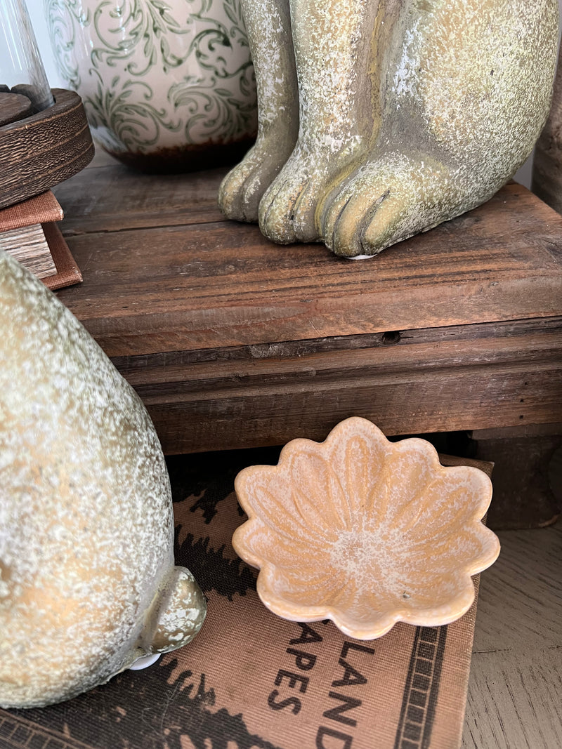 3" Honey Brown Flower Dish