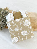 3 Piece Daisy Print Towel + Bag