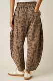 Ditsy Floral Print Barrel Pant